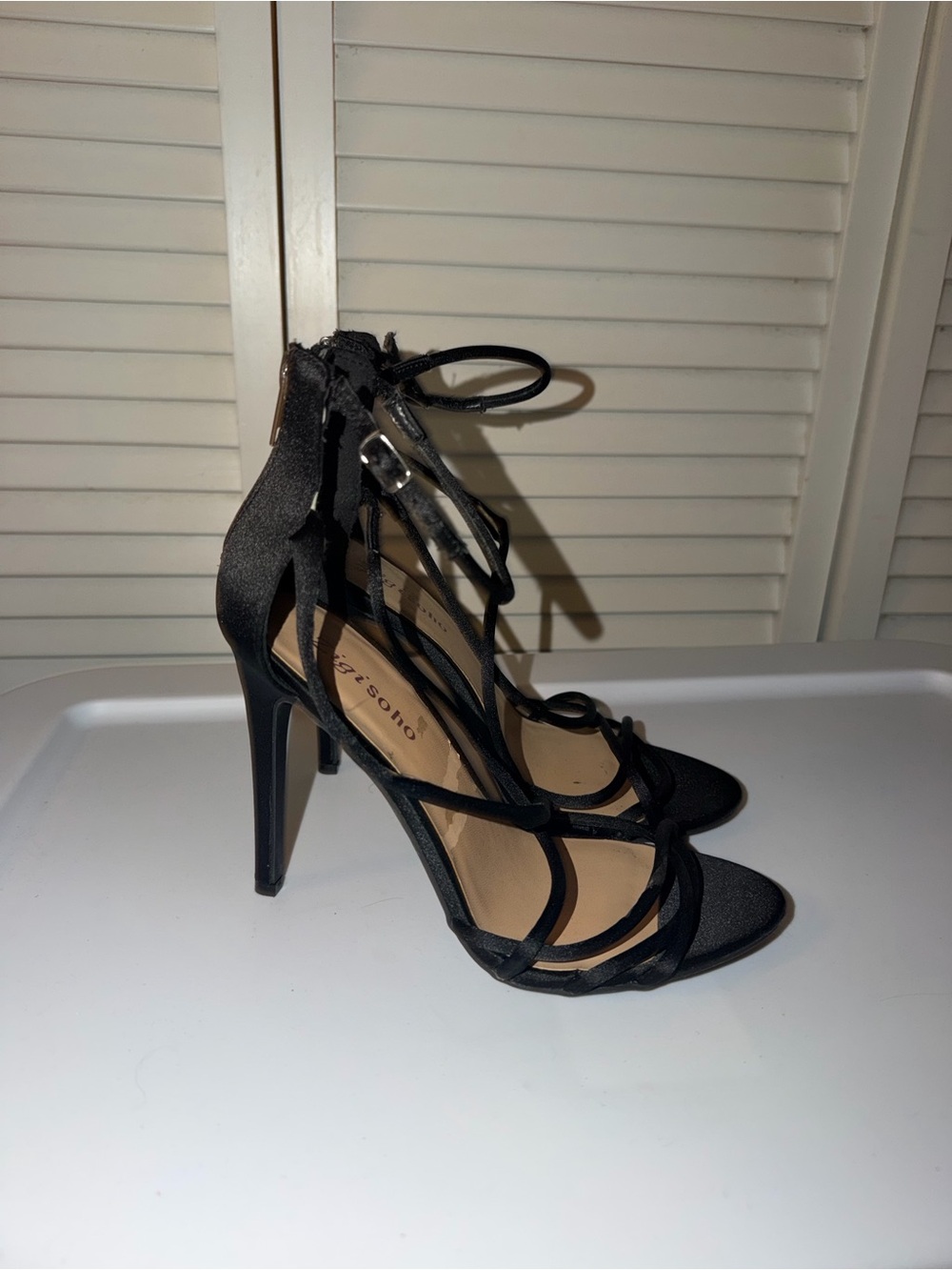 Zigi Soho Black Strappy Stiletto Sandals (size: 7.5W)